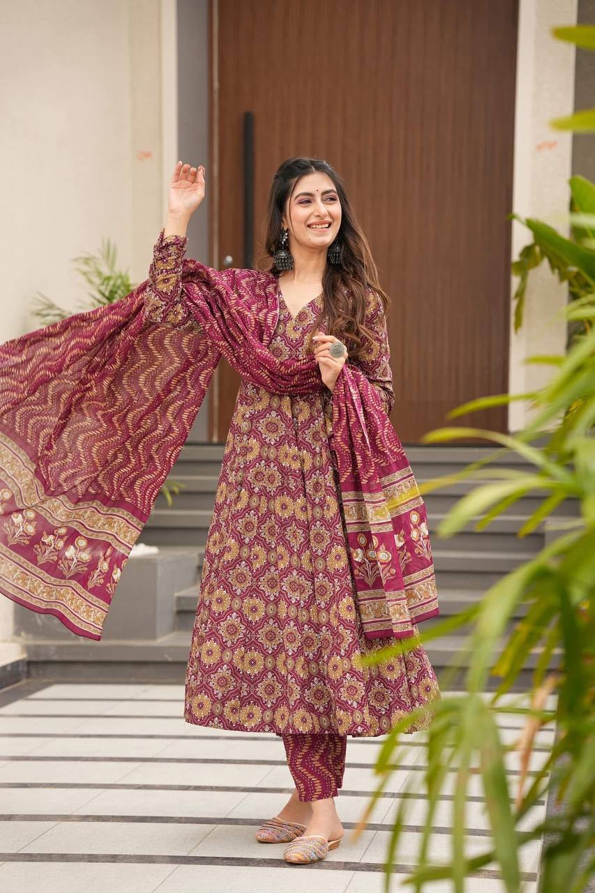 Graceful Soft Cotton Kurta Set