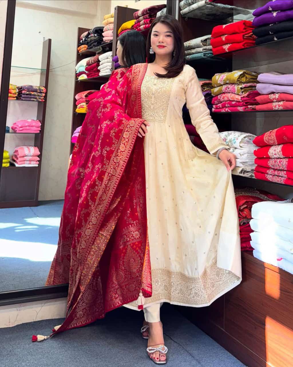 Dashing White Pure Banana Silk Anarkali Suit Set.